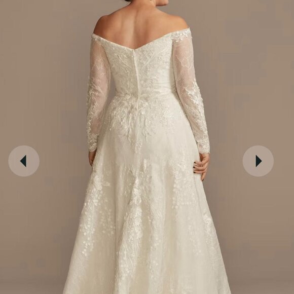 Oleg Cassini Plus Size Wedding Gown - Picture 2 of 4